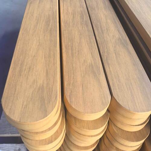 Tin tức công ty mới nhất về Từ giường vườn nâng cao đến đường viền cảnh quan: Vật liệu ít bảo trì ảnh hưởng đến thiết kế ngoài trời như thế nào
