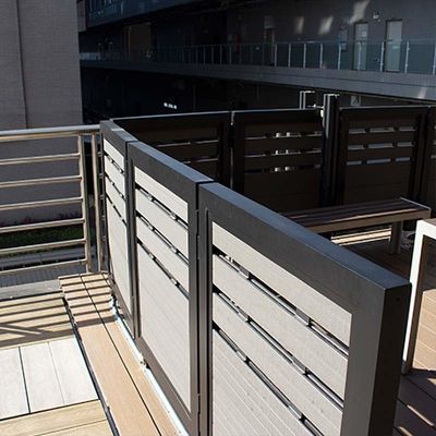 Giá tốt. Bảng cổng WPC chống cháy Bảng WPC tổng hợp hạng nhẹ cho cổng trực tuyến